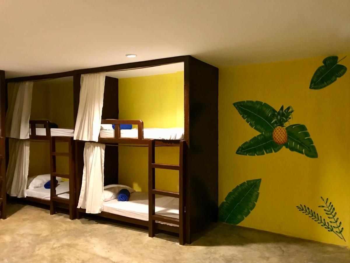 Coco Pod Siargao Hostel Хенераль-Луна Екстер'єр фото